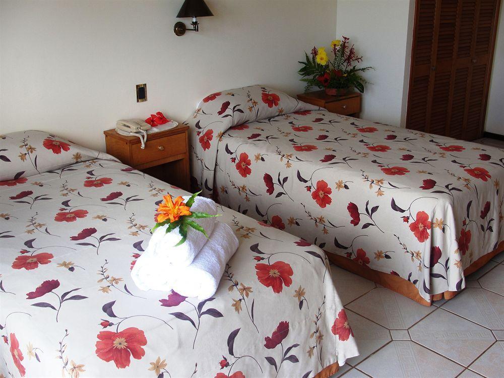 Iorana Isla De Pascua Hotel Ханга Роа Екстериор снимка