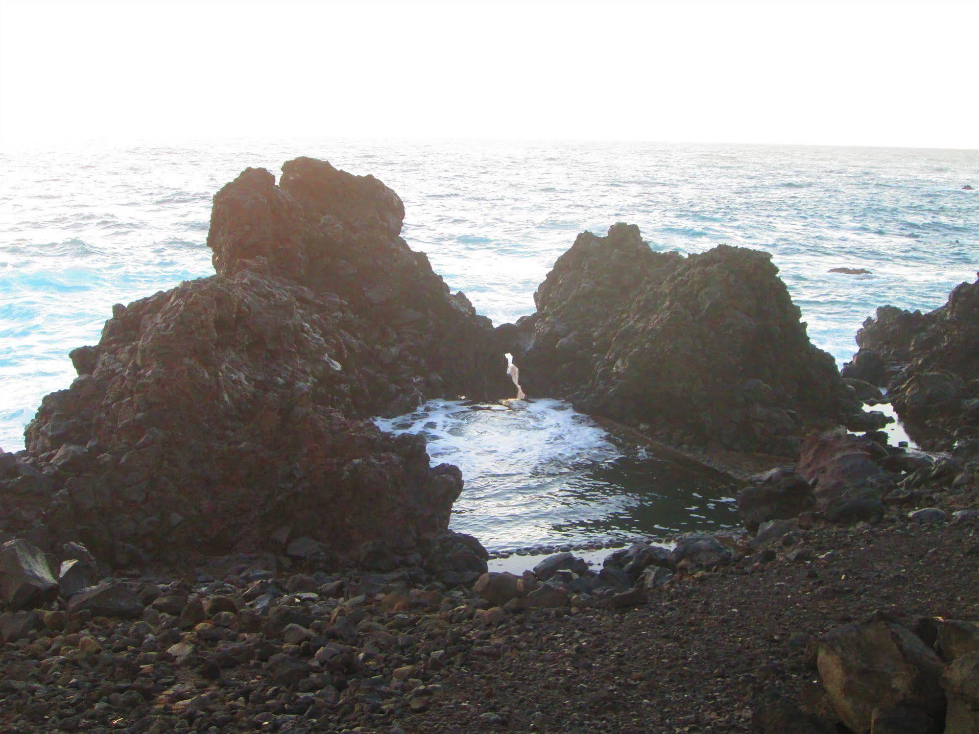 Iorana Isla De Pascua Hotel Ханга Роа Екстериор снимка